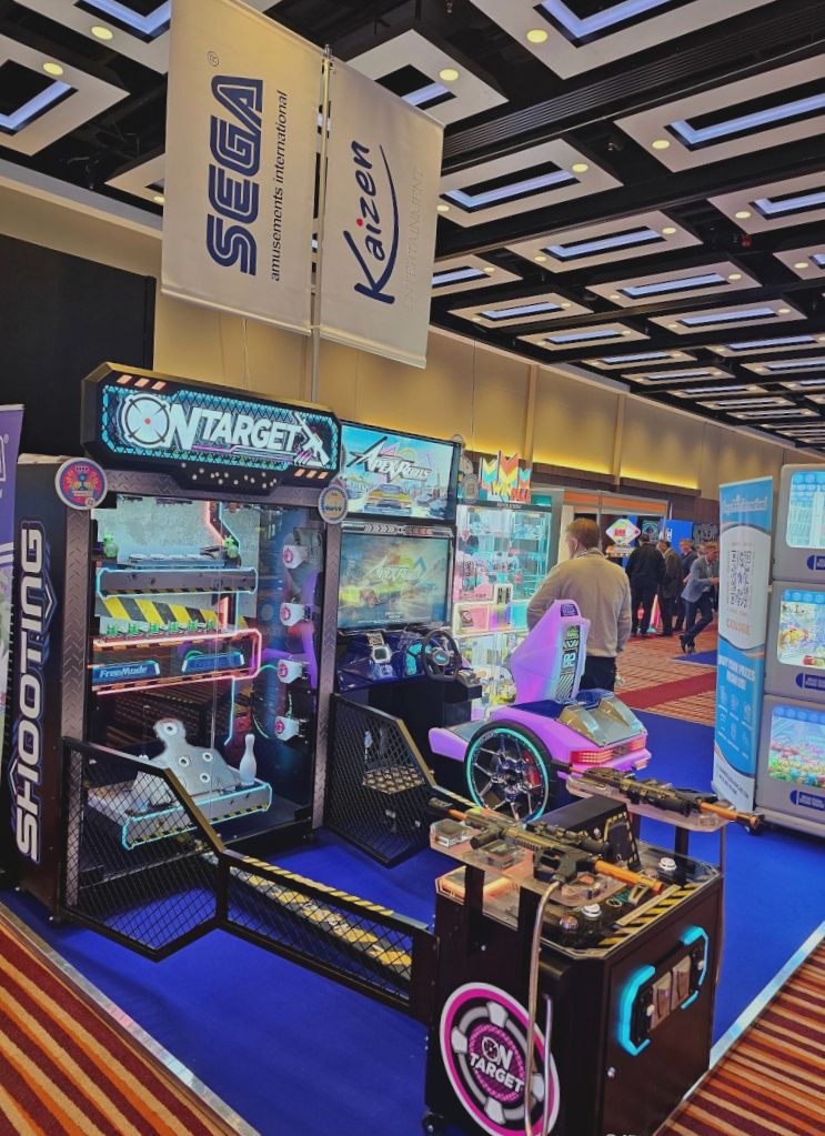 Szybkie spojrzenie na gry arcade na ACOS 2025