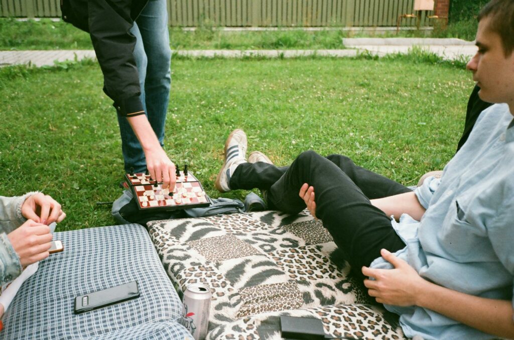 Ziemia niczyja – pozycja historycznych gier planszowych między rozrywką a edukacją (Dyskusja tematyczna)